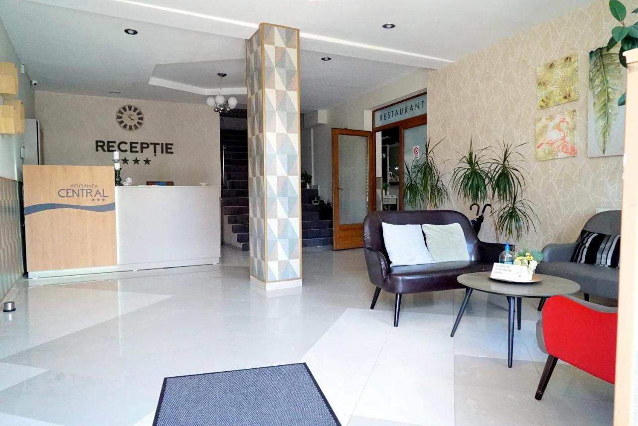 Pensiunea Central Reghin Buitenkant foto